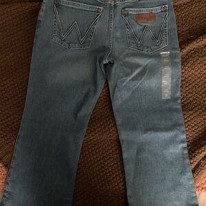 Wrangler Women’s Blue Jeans